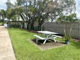 SMALL EASILY MANAGED, TRAMWAY MOTEL - 2086ML