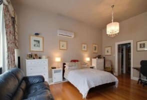 THE BEARS WENT OVER THE MOUNTAIN - SUCCESSFUL B&B WITH RESIDENCE