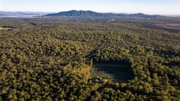 Blueberry Greens Award-Winning Farm + Freehold Lifestyle Property