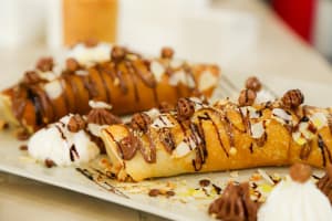 Business for Sale: Thriving Franchise Café with Liquor Licence in Mandurah's Premier Shopping Centre