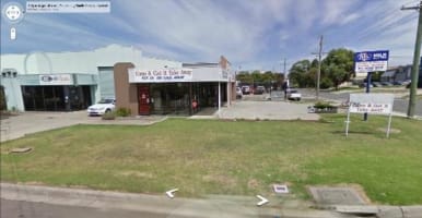 "COME AND GET IT" - CAFE / TAKEAWAY