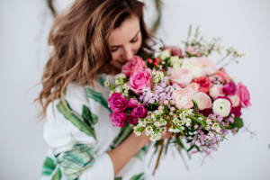 **Under Offer** Fully Managed Florist *Corporate Customers, Hotels [2208101]