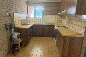 LEASEHOLD - MacIsaac Road Takeaway, Mooroopna VIC - 1P0611
