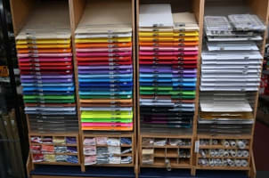 Benalla Cards, Gifts, News etc (DWIWN2117)