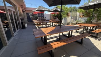 UNDER OFFER - Golden Square Hotel – Bendigo Leasehold Opportunity