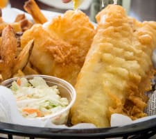 Quality Chicken & Chip / Fish & Chip shops - Logan Region! Lease assignment & Asset sale!