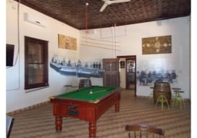 FREEHOLD COUNTRY HOTEL and RESIDENCE -