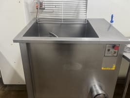 Award Winning Retail Butcher Shop – Slade Point, QLD
