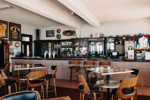 Freehold Hotel for Sale - Tottenham Hotel