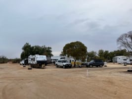 HAMELIN POOL CARAVAN PARK & POST OFFICE & LIQUOR