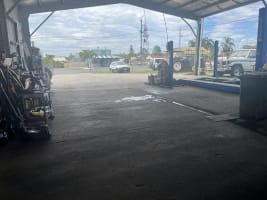 Thriving Mechanical Repair Business with Freehold Workshop