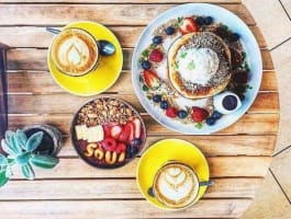 CAFE / CATERING KITCHEN IN ROCKLEA - LOW RENT -  EXCELLENT TURNOVER