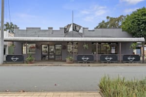 Successful, long-standing (40+ years in business) cafe for sale