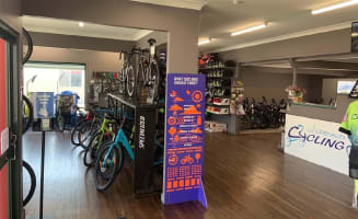 Cycling enthusiasts! 20year business in lifestyle locale!
