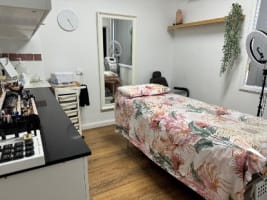 Beauty Therapy - Nail Salon - would suit a Barber Shop - Make an offer even if it is ridiculously...