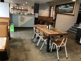 QUALITY RESTAURANT AND COCKTAIL BAR IN LORNE