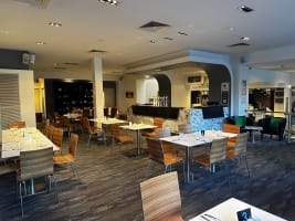 Griffens Head Hotel - Adelaide CBD - Lease