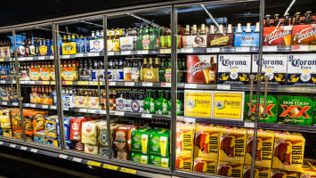 Bottle Shop *Busy LC*Tkg $12,000pw *Well set-up *Popular [2308032]