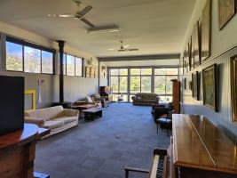 OWN VICTORIAS ONLY PRIVATE TOWN - Victoria High Country