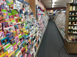 Benalla Cards, Gifts, News etc (DWIWN2117)