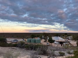 HAMELIN POOL CARAVAN PARK & POST OFFICE & LIQUOR