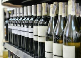 Bottle Shop *$14,000 weekly takings *Long Lease Base *Immediate Income [2308022]