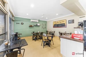 Thriving takeaway - cafe in busy retail/industrial - homemaker centre