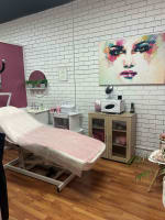 Well Established Hair and Beauty Salon in Busy Coolbellup Shopping Centre