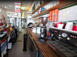 [ABS-100] LE CAFE FLO French cuisine cafe in Thornbury for sale