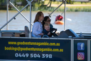 Award winning tourism business - watercraft hire Nagambie Lakes