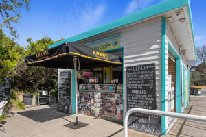 Beachfront Cafe Business for Sale Cowes Phillip Island