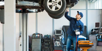 Gold Coast Automotive Workshop in Prime Location