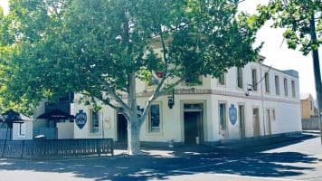 Price Adjustment - Williamstown Landmark – Leasehold Opportunity at The Steam Packet Hotel