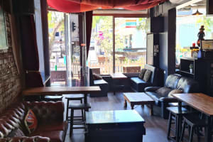 UNDER OFFER - Iddy Biddy Bar