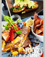 The Health Hut North Beach "where everything is delicious & Nutritious"