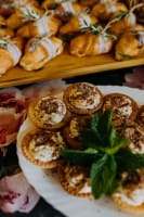 Charming Cafe for Sale *Great Deal at $80k [2406302]