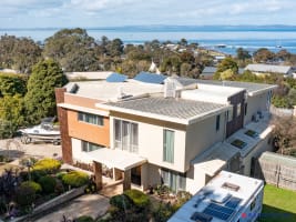 Luna Blu - Lifestyle Business– The Ultimate Sea-Change with Income in Rhyll