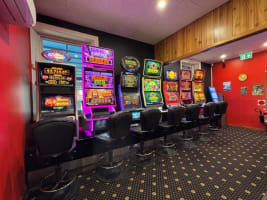 Maitland Hotel South Australia FREEHOLD INVESTMENT