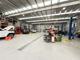 Profitable car mechanic workshop with additional Income from Parts Sales
