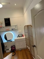Spacious Hair Salon with Beauty Room in Prime Doncaster East Location
