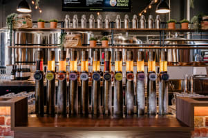 Craft Brewery & Smokehouse – UNDER Management.