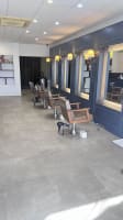 FULLY FITTED HAIR SALON  WALK IN & START TRADING