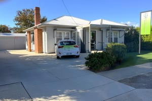 FREEHOLD GOING CONCERN - Enviro Drapes & Shades - 1P0593