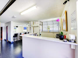 LARGE PROFITABLE LEASEHOLD MOTEL, IN FNQ LARGEST CITY - 2324ML