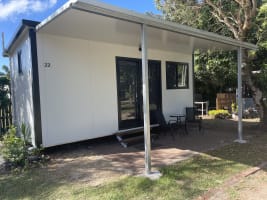 Far North Queensland Coastal Tropical Caravan Tourist Park - 896CPL