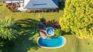 Blueberry Greens Award-Winning Farm + Freehold Lifestyle Property