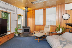 EXTRAORDINARY OPPORTUNITY RENOVATED 10 ROOM HOTEL & RESTAURANT, BAR & BOTTLESHOP