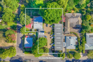 FREEHOLD GOING CONCERN - Goldfield Riverside Apartments, Bright VIC - 1P0625