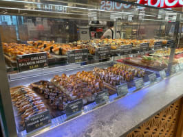 Profitable and stable income sushi takeaway business