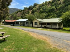 A Rare Freehold Caravan Park and Tourism Gateway in Victoria’s High Country